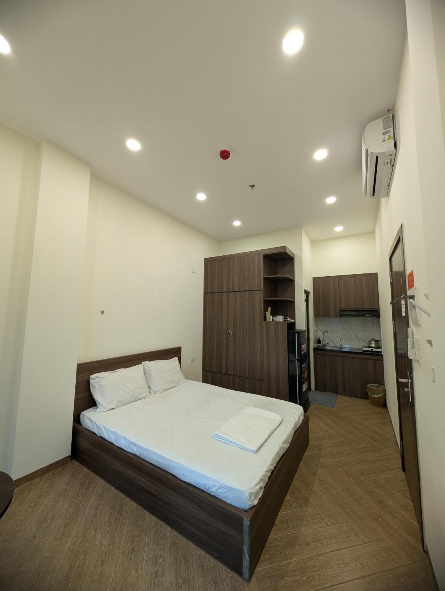 Era Apartment 158 Nguyen Khanh Toan Hanoi Exterior photo