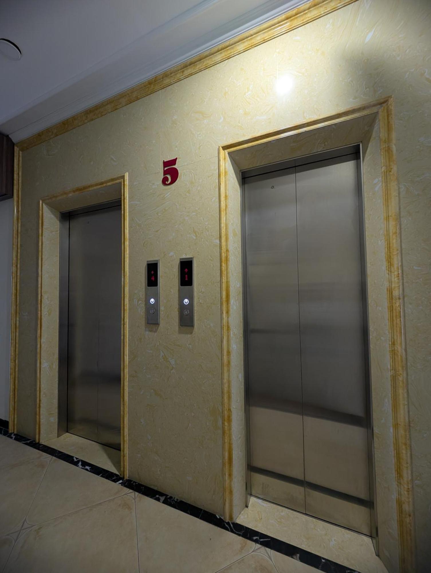 Era Apartment 158 Nguyen Khanh Toan Hanoi Exterior photo
