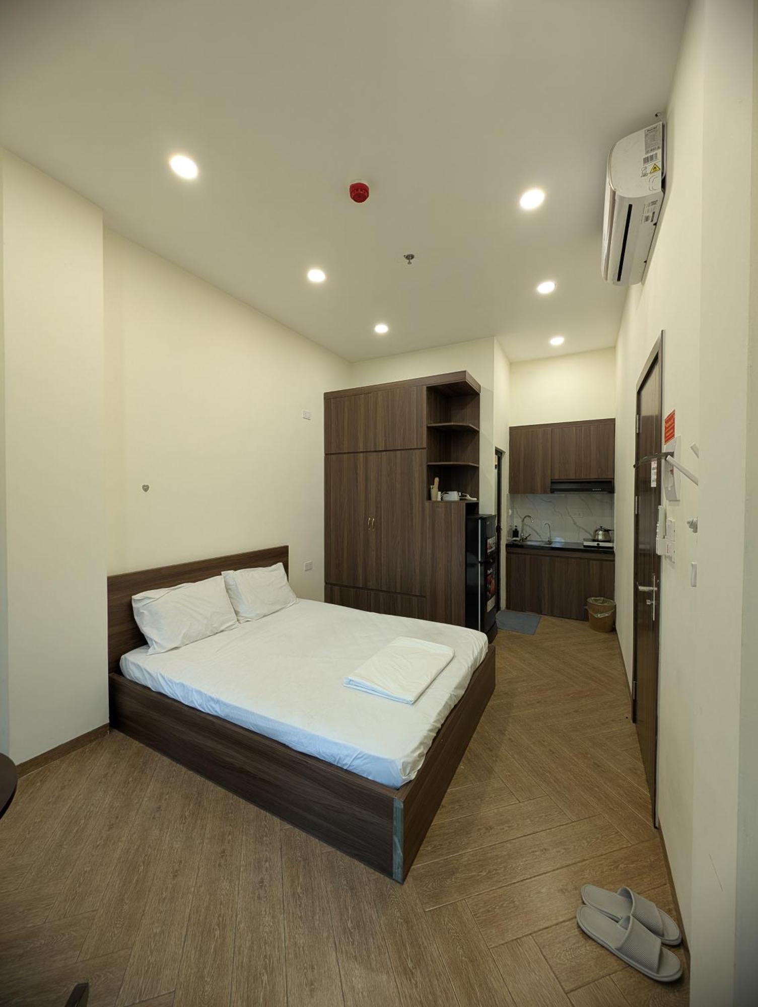 Era Apartment 158 Nguyen Khanh Toan Hanoi Exterior photo